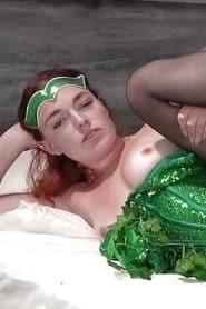 XXXJobInterviews : Samantha Reigns – Returns As Dangerous Vines Sexy Supervillain